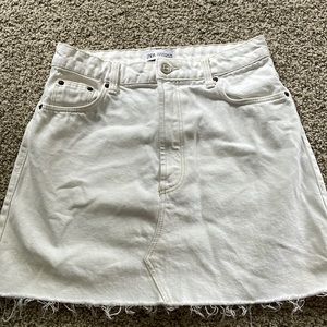 White Zara High Waisted Jean skirt